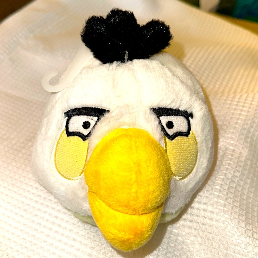 ANGRY BIRDS MATILDA WHITE 5” PLUSHY STUFFED TOY 2010